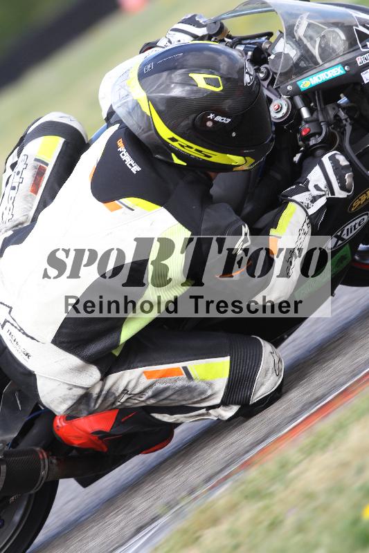 Archiv-2025/05 14.04.2025 Plüss Moto Sport ADR/Freies Fahren/142